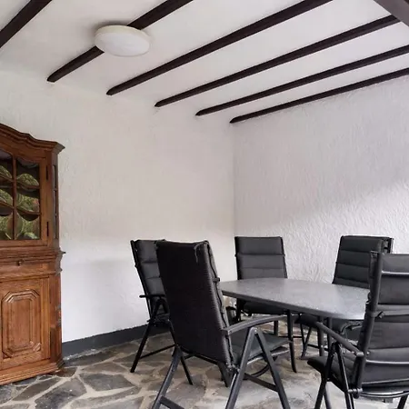 Apartment Am Eifelsteig Mit Whirlpool *